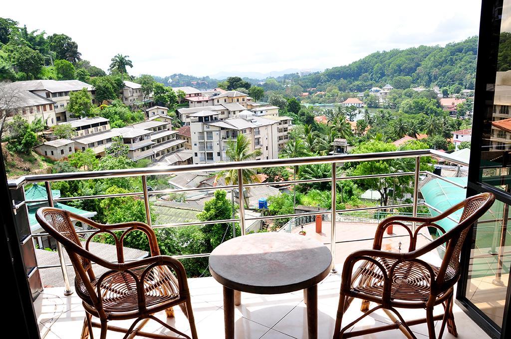 Highest View Hotel Kandy Exterior photo